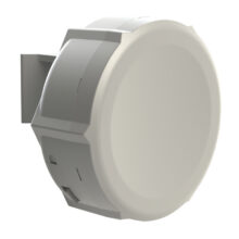 Antena WiFi Mikrotik SXT SA5 ac en blanco, con soporte para Energía sobre Ethernet (PoE). SKU: RBSXTG-5HPACD-SA