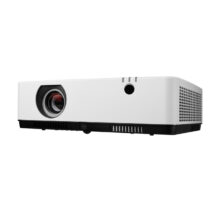 Proyector NEC ME383W en blanco con resolución WXGA (1280x800), 3800 lúmenes ANSI y tecnología 3LCD. SKU: 60005220
