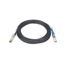 Imagen del cable de fibra óptica e InfiniBand NETGEAR de 10 metros en color negro, SKU AXC7610-10000S