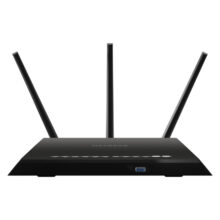 NETGEAR R6700 router inalámbrico doble banda con soporte para 2.4 GHz y 5 GHz y puertos Gigabit Ethernet. SKU: R6700-100PES