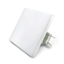 Imagen de la antena PLANET ANT-FP18 direccional Clase N con ganancia de 18 dBi. SKU: ANT-FP18.