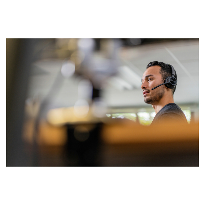 Poly Auriculares Voyager 4310 UC monaural + adaptador BT700 USB-A + base de carga 4 Experiencia Poly Auriculares Voyager 4310 UC