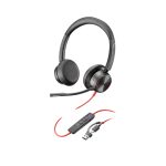 Imagen de los auriculares estéreo Poly Blackwire 8225 con USB-C y adaptador USB-C/A, certificación Microsoft Teams y cancelación de ruido. SKU 8X225AA.