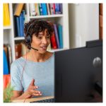 Auriculares Poly Blackwire 5210 mono con conexión USB-C y conector de 3,5 mm, incluyendo adaptador USB-C/A. SKU: 8X230AA