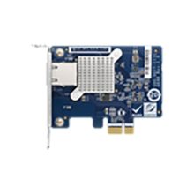 Imagen del QNAP QXG-5G1T-111C, un adaptador y tarjeta de red interna que ofrece velocidades Ethernet de hasta 5000 Mbit/s. SKU: QXG-5G1T-111C