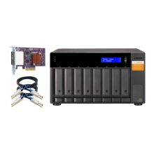 Vista frontal de la QNAP TL-D800S, un fiable y espacioso chasis de almacenamiento externo en color negro y gris, compatible con discos duros y SSD de 2.5 y 3.5 pulgadas. SKU TL-D800S