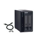 Imagen de la QNAP TR-002, una caja para disco duro externo en color negro, compatible con discos de 2.5 y 3.5 pulgadas. SKU: TR-002