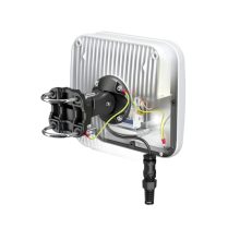 Imagen de la antena QuMax de QuWireless con especificaciones de 6 dBi, PoE/LAN y SKU A140M-A