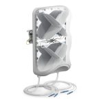 Antena omnidireccional QuWireless modelo AP5G4-G con conector SMA, ideal para redes inalámbricas 5G, potencia de 7 dBi