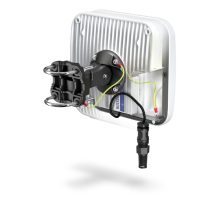 Antena direccional QuWireless QuMax para red inalámbrica, con tecnología PoE y LAN, y 6 dBi de ganancia. SKU: AX09M