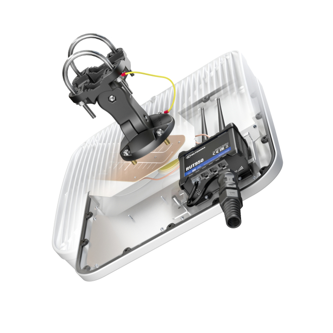 QuWireless QuMax XR LTE High Band antena para red Antena direccional PoE/LAN 13 dBi 1 QuWireless QuMax XR LTE High Band Antena