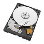 Imagen del disco duro interno Seagate Barracuda de 2.5 pulgadas, capacidad de 2 TB, velocidad de 5400 RPM y caché de 128 MB. SKU: ST2000LM015
