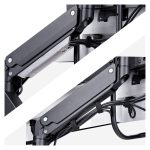 Soporte VESA de sobremesa de StarTech.com para tres monitores de 27 pulgadas, modelo 3M1A3SG-MONITOR-ARM, con montajes 75x75 y 100x100 y ajuste sin herramientas.