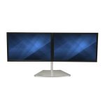 StarTech.com soporte ergonómico de sobremesa para 2 monitores de 24 pulgadas con montaje VESA, base independiente y altura ajustable. SKU ARMDUOSS