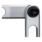 StarTech.com brazo de montaje en pared para soporte de monitores VESA de hasta 30 pulgadas, modelo premium con brazo articulado de 26cm, SKU ARMWALLDS2