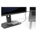Adaptador multipuertos USB-C de StarTech.com con mini docking station para viajes con HDMI de 4K o VGA de 1080p, hub ladrón USB 3.0, PD de 100W, SD, Ethernet, audio y micrófono. SKU: DKT30CHVAUSP