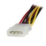 Imagen del adaptador cable StarTech.com de 30 cm con divisor de 4 pines LP4 a doble SATA, incluye cierre de seguridad de pestillo, SKU PYO2LP4LSATA