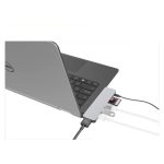 Base para portátil HYPER en color plata, modelo GN21D-SILVER. Replicador de puertos multifuncional y elegante.