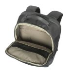 Mochila Targus Work+ Play® Trio diseñada para portátiles de 15 a 16 pulgadas, modelo TBB65802GL, con múltiples compartimentos y características ergonómicas