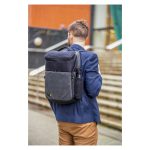 Imagen de la mochila Techair Commuter Pro en color negro y gris con capacidad para portátiles de 15.6 pulgadas, código SKU TACMB001