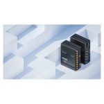 Teltonika RUTM52100000 router inalámbrico con Gigabit Ethernet, doble banda (2,4 GHz / 5 GHz) y soporte 5G en color negro