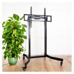 TooQ LUX soporte de suelo con ruedas y regulación eléctrica de altura para pantallas de 55 a 100 pulgadas, color negro, SKU FSM02-B
