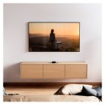 Soporte para TV de 43 pulgadas TooQ LP1043F-B en color negro, ideal para televisores de 109,2 cm y con un diseño de fácil instalación