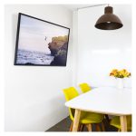 Soporte para TV negro de la marca TooQ, modelo LP4391T-B, compatible con pantallas de hasta 2,29 metros (90 pulgadas)