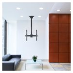 El soporte para pantalla de señalización de 55 pulgadas modelo TooQ LPCE1155TSLI-B en color negro, ideal para monitores y pantallas de gran tamaño.