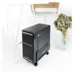 Soporte metálico para CPU de suelo con ruedas, modelo UMCS0004-B de la marca TooQ.