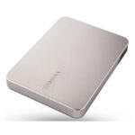 Imagen del disco duro externo Toshiba Canvio Flex de 4TB, con conexión USB tipo A 3.2 Gen 1, en color plata. SKU HDTX240ESCCA