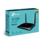 Router inalámbrico TP-Link Archer MR400 con soporte 4G, doble banda 2.4GHz/5GHz, y conexión Ethernet rápida. SKU Archer MR400. Color negro.