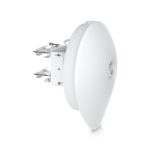 Imagen del Ubiquiti UISP airFiber 60 XG, un puente WiFi blanco con capacidad de 6000 Mbit/s. SKU: AF60-XG