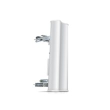 Antena sectorial Ubiquiti Air Max Sector con 15 dBi de ganancia, SKU AM-2G15-120, ideal para redes inalámbricas de alto rendimiento