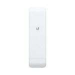 Imagen del Ubiquiti NanoStation M5, dispositivo de red inalámbrica con velocidad de 150 Mbit/s y soporte para Energía sobre Ethernet (PoE). SKU: NSM5