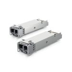 Imagen del módulo transceptor de fibra óptica Ubiquiti UACC-OM-MM-1G-D-2 con velocidad de 1250 Mbit/s y formato SFP