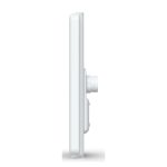 Imagen del Ubiquiti Device Bridge Pro Sector, un puente WiFi con velocidad de 400 Mbit/s en color blanco. SKU: UDB-Pro-Sector