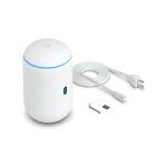Router inalámbrico Ubiquiti Dream 7, tribanda con frecuencias de 2.4 GHz, 5 GHz y 6 GHz, color blanco, SKU UDR7