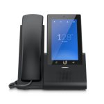 Teléfono Ubiquiti UNIFI VOIP PHONE TOUCH en color negro con pantalla táctil, SKU UVP-TOUCH