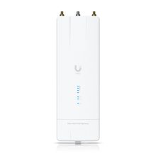 Puente WiFi Ubiquiti UISP Wave MLO5 con velocidad de transferencia de 5000 Mbit/s en color blanco. SKU: Wave-MLO5