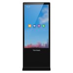 Vista lateral derecha de la pantalla táctil negra Viewsonic EP5542T de 55 pulgadas 4K Ultra HD, con un diseño de tótem y brillo de 450 cd/m²