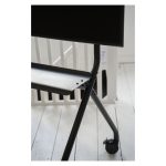 Soporte para TV Vision VFM-F12 en color negro con capacidad para pantallas de hasta 2,54 m (100 pulgadas). SKU: VFM-F12