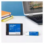 Vista del disco duro Western Digital Blue SA510 de 250 GB, interfaz M.2 y Serial ATA III, SKU: WDS250G3B0B-00AXS0