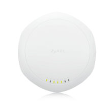 Imagen del paquete de tres puntos de acceso inalámbrico Zyxel NWA1123-AC PRO en color blanco, con una velocidad de 1300 Mbit/s y soporte para energía sobre Ethernet (PoE). SKU: NWA1123ACPRO-EU0102F.